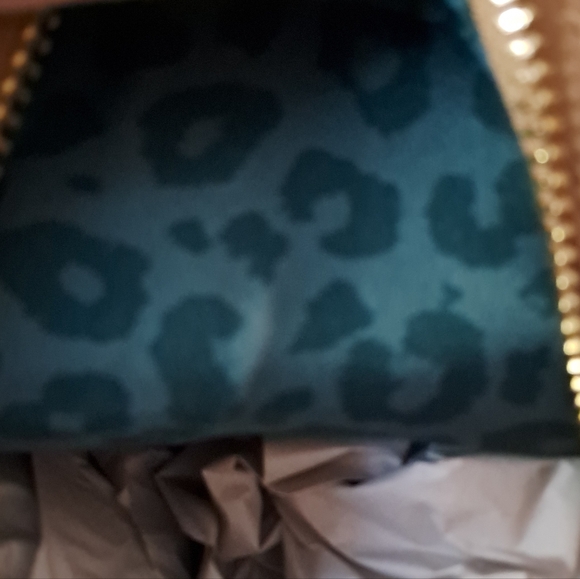 Minnie Main Attraction Jungle Cruise Loungefly Mini Backpack - Picture 4 of 4